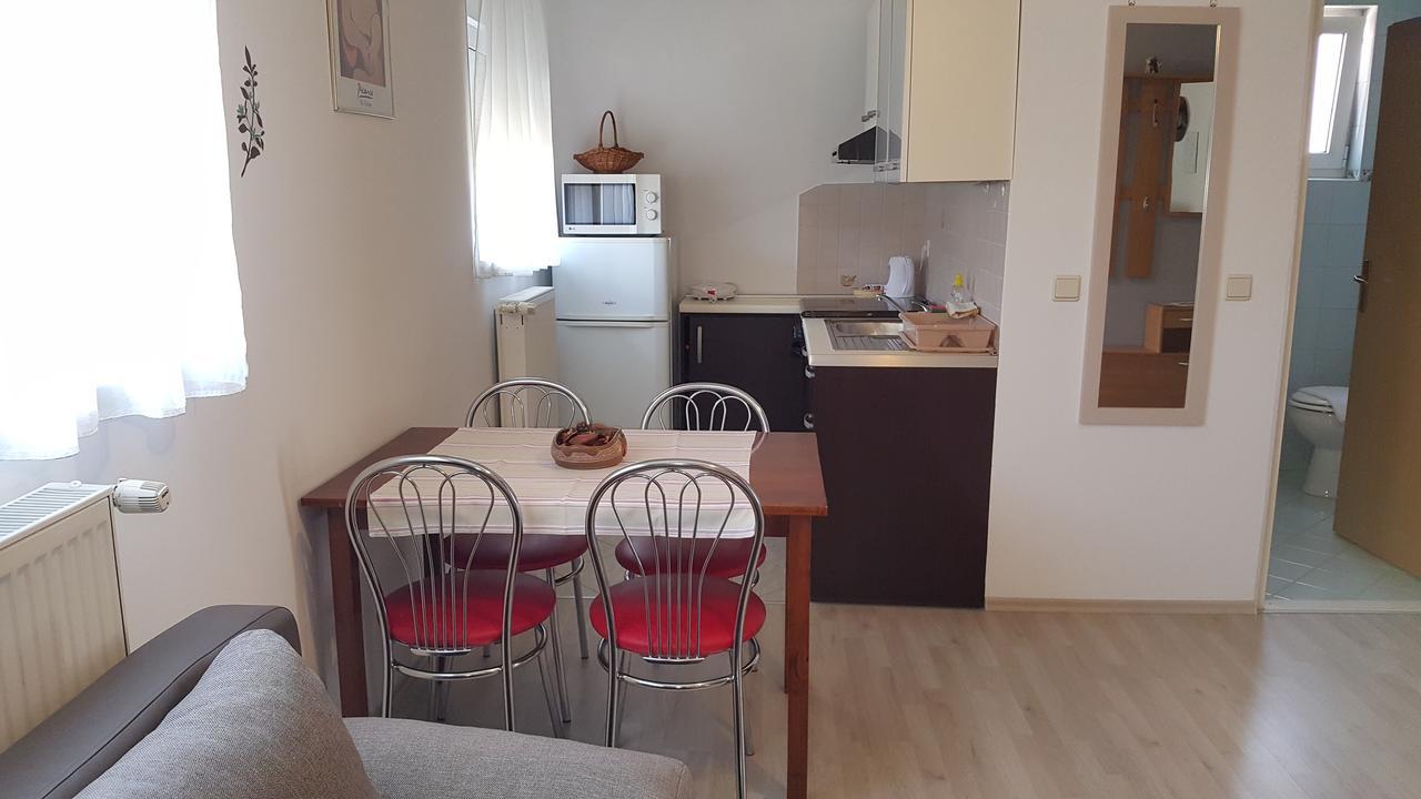 Apartmani Fuckar Krapinske Toplice Kültér fotó